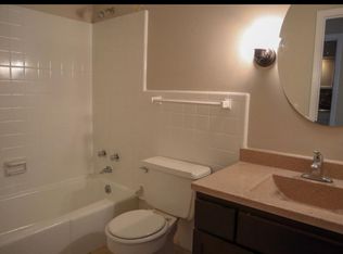 840 Malabu Dr APT 204, Lexington, KY 40502