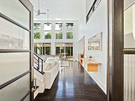 5th image of 12 Coultes Ln