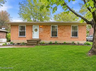 10203 Waycross Ave, Louisville, KY 40229
