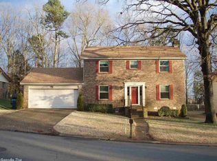 2203 Peach Tree Dr, Little Rock, AR 72211