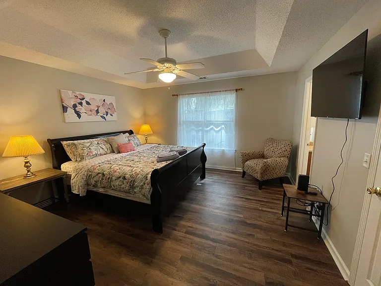 37 Rose Hill Dr — Photo 6
