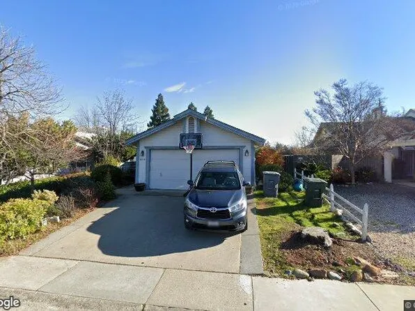 2214 Corral Dr, Auburn, CA 95603