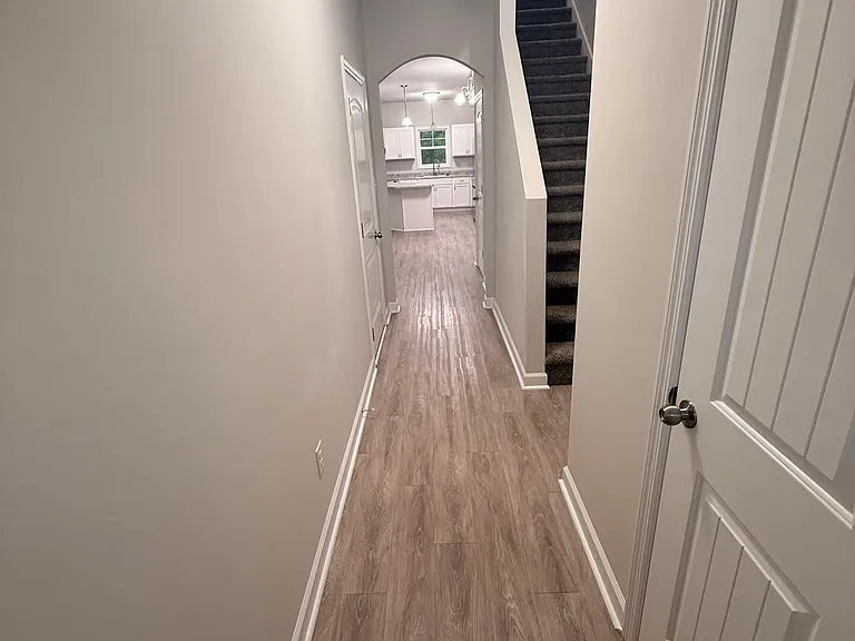 2025 Folkstone Woods Ln — Photo 2