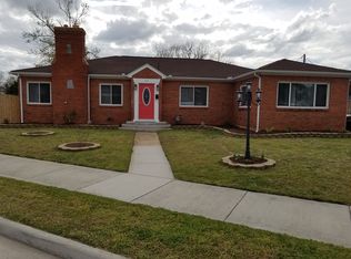 300 Cedar Ln, Hopewell, VA 23860