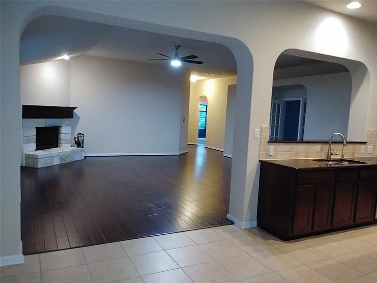 348 Stone View Trl — Photo 10