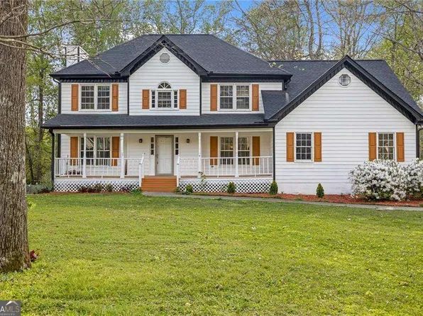 860 Winnbrook Dr, Dacula, GA 30019