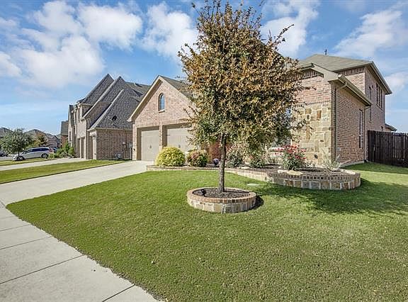 4th image of 1020 Mesa Crest Dr