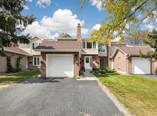 24 Redheugh Cres, Toronto, ON M1W3C3