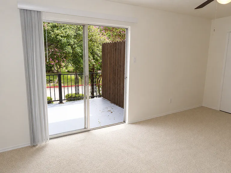 5001 Bowser Ave #122 — Photo 7