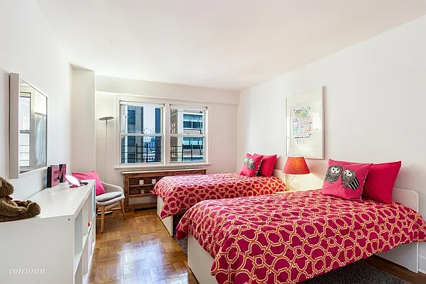 Sold by Corcoran | media 16