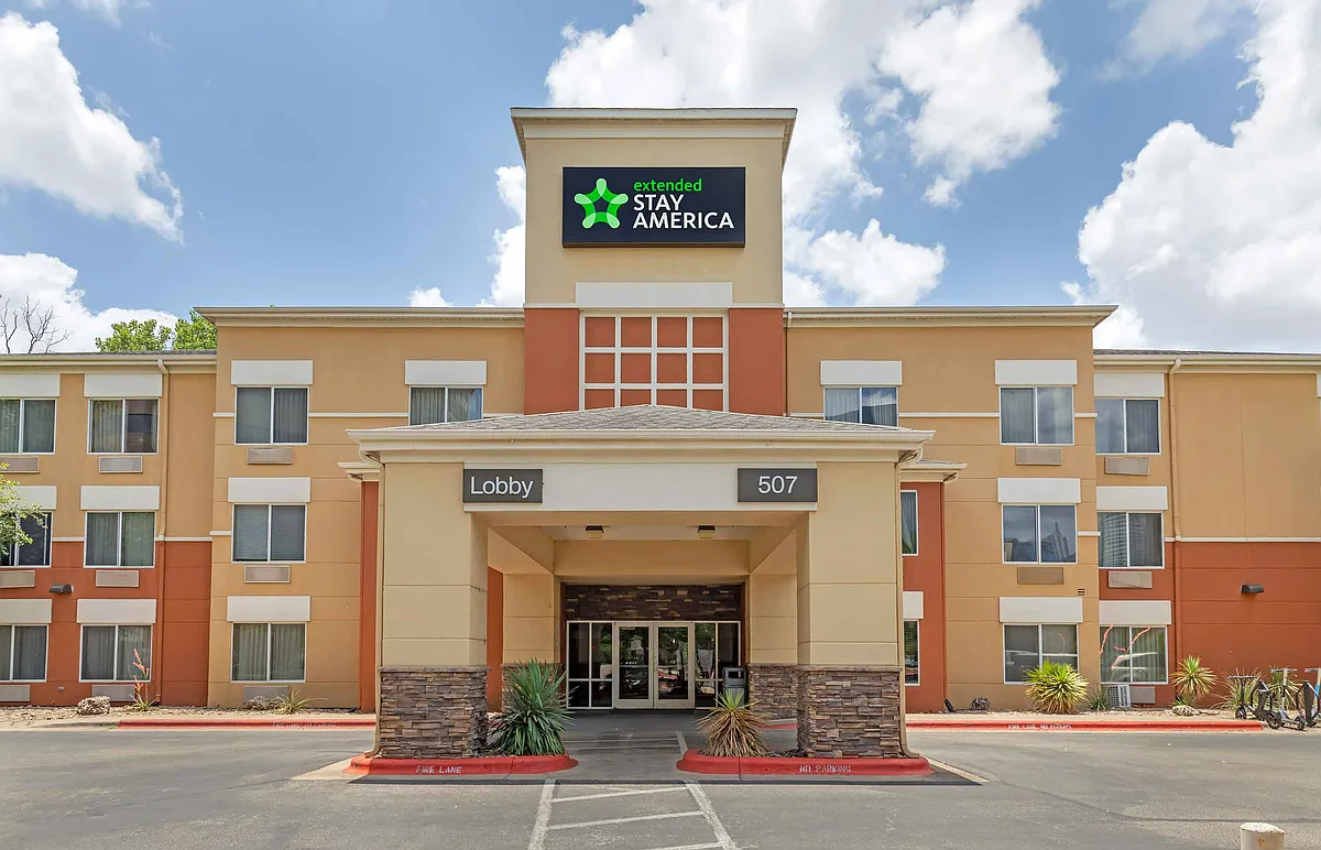 Exterior - Austin - Downtown - Town Lake
