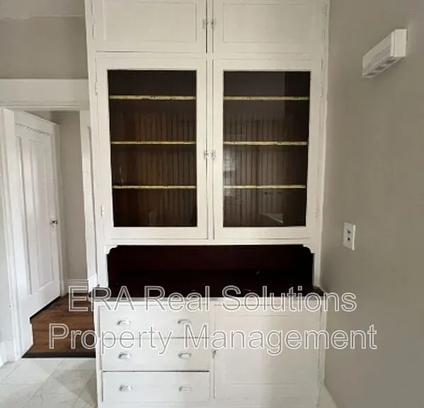 2710 Ruberg Ave #2R — Photo 4