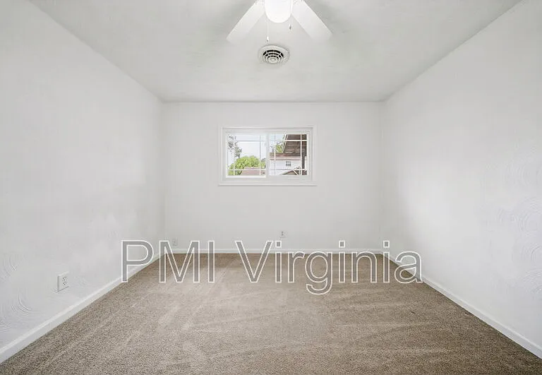 5389 Susquehanna Dr — Photo 19