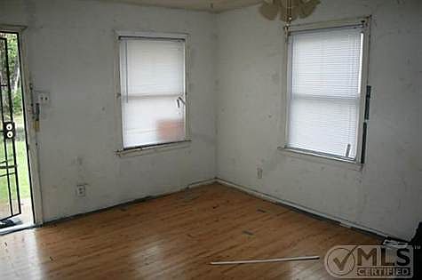 3rd image of 2441 Stovall Dr