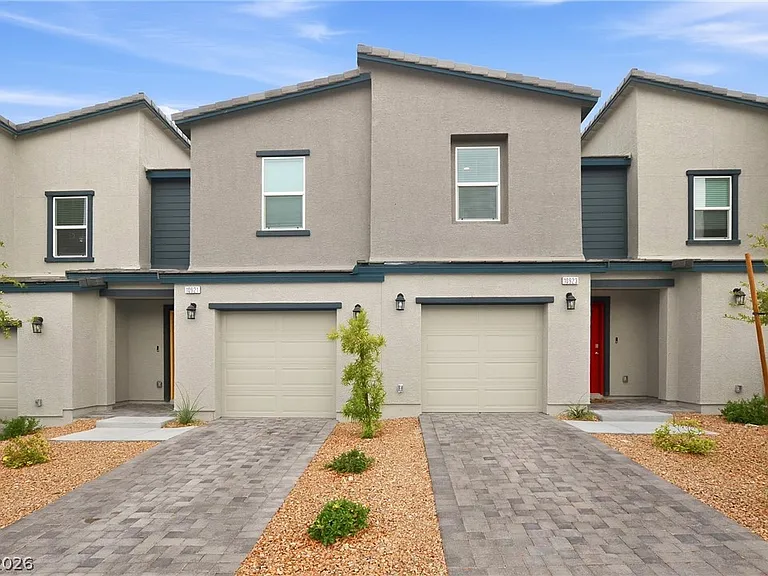 10923 Heatherford Ave — Photo 1