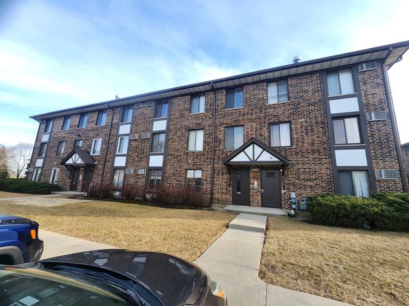 1002 Centurion Ln APT 2, Vernon Hills, IL 60061