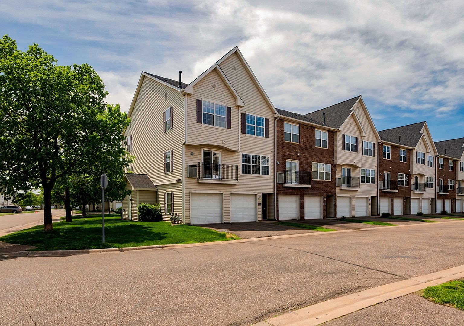 2150 Vining Dr 2109B, Saint Paul, MN 55125 Zillow