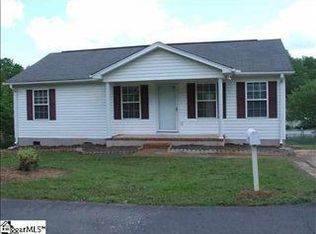 147 Golf St, Greer, SC 29650