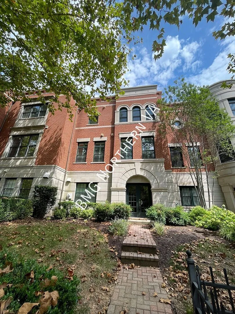 Stunning 3 BR / 3 BA / 2 Half BA Brownstone Townhouse in West Market near Reston Town Center — Photo 1