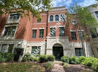 12198 Chancery Station Cir, Reston, VA 20190