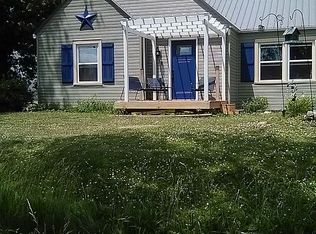 118 W South St, Eaton, IN 47338