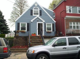 10 Edwards Ct, Bayonne, NJ 07002