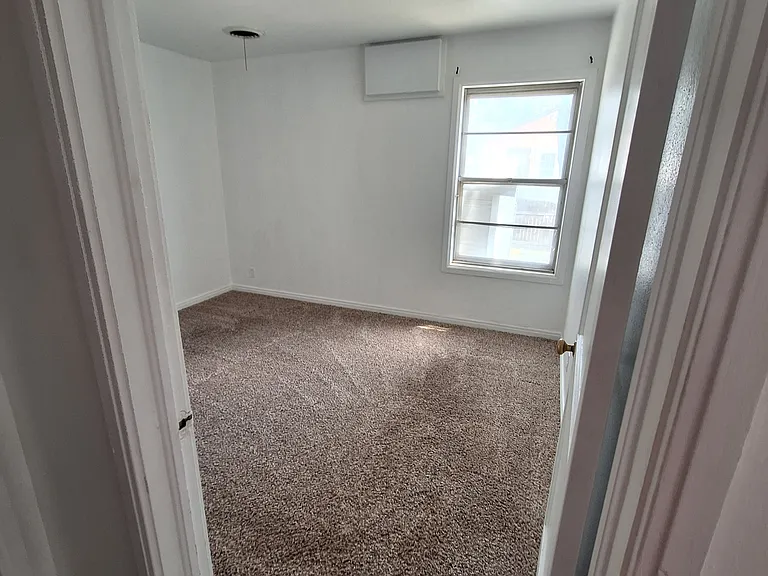 3613 NE 11th Ave — Photo 9