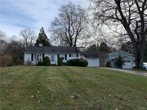 12 East St, Skaneateles, NY 13152