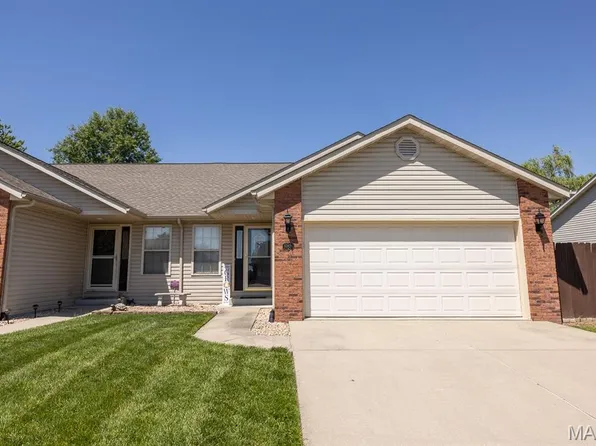 10926 Kentfield Dr, Lebanon, IL 62254