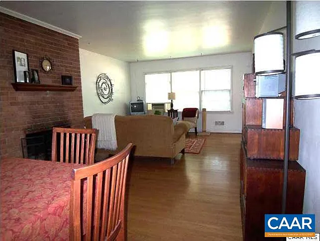 1707 Burnley Ave — Photo 6