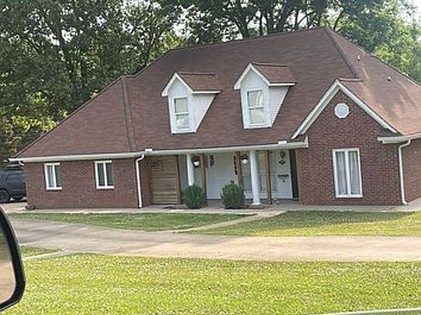 7600 Angel Dr