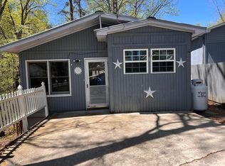 42 Rocky Ln, Cleveland, GA 30528