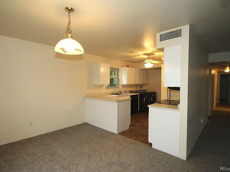 7333 S Xenia Cir #D — Photo 5