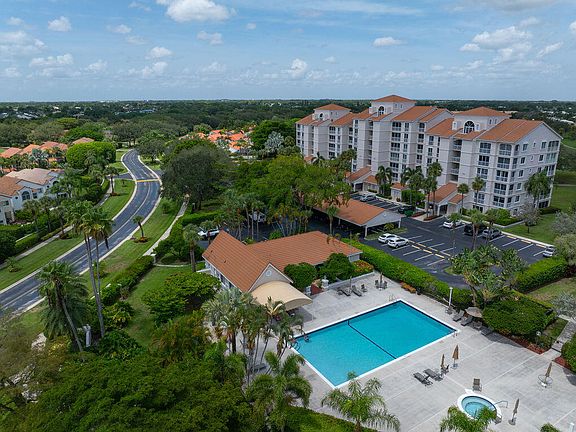 3rd image of 17031 Boca Club Boulevard #065a