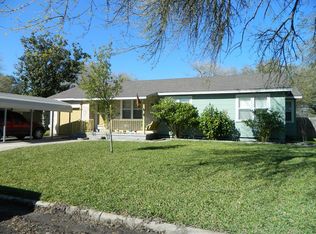 412 SW 9th St, Premont, TX 78375