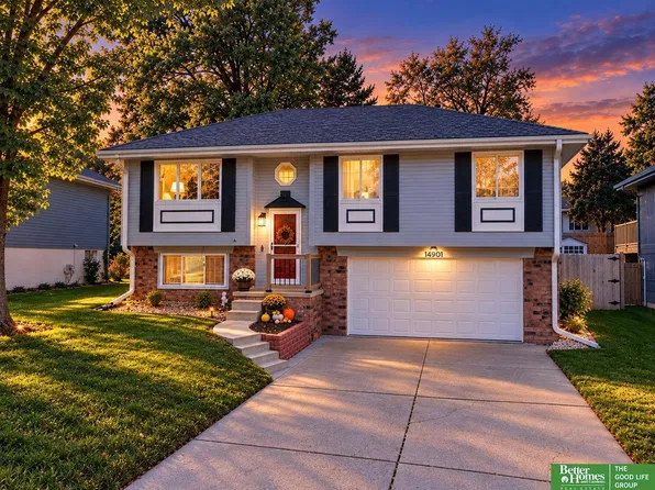 14901 Willow Creek Dr, Omaha, NE 68138
