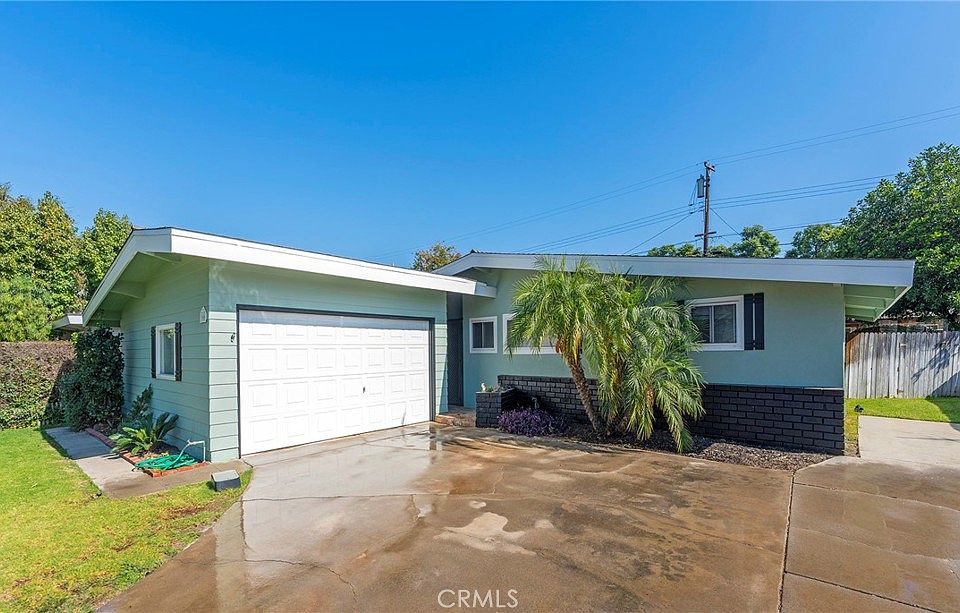 1st image of 1000 N Acacia Ave