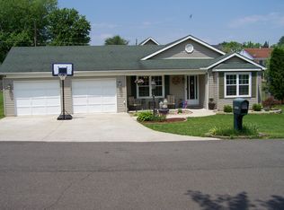 2403 Nolan Dr, Flatwoods, KY 41139
