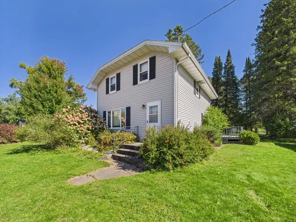 5204 Spruce St, Laona, WI 54541