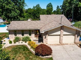 48180 N Ridge Rd, Amherst, OH 44001