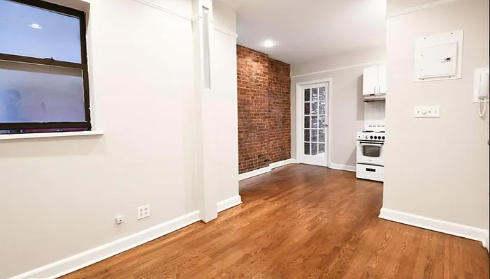 Rented by Corcoran | media 12