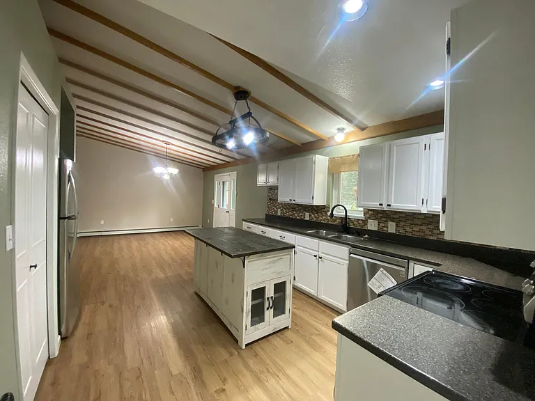 3631 Apache Ct #A — Photo 10