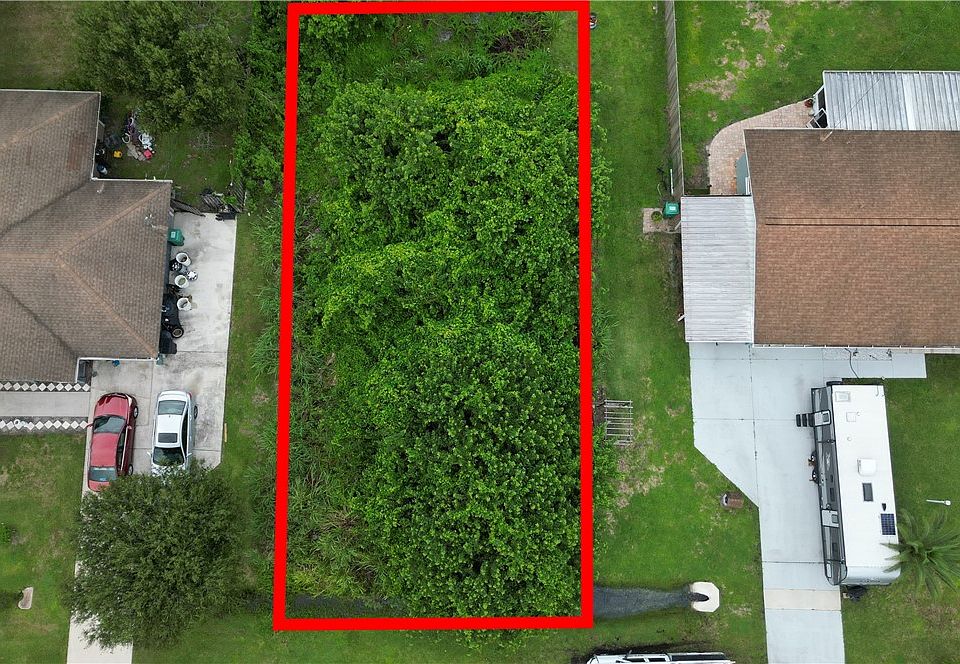 2nd image of 8004 Kenwood Rd