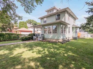 1212 W 16th St, Davenport, IA 52804