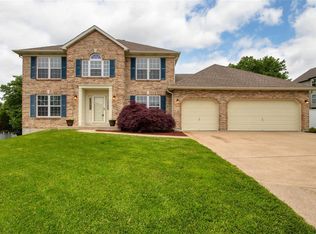 1708 Michaelwood Ct, Saint Charles, MO 63303