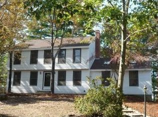 16 Queens Way, Merrimack, NH 03054