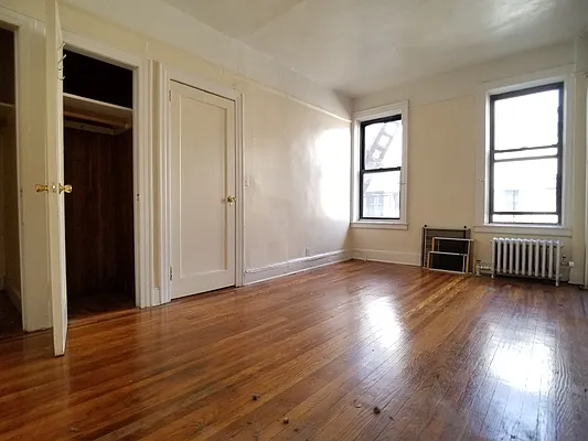 Rented by BRICK & GALO REALTY CORP | media 4