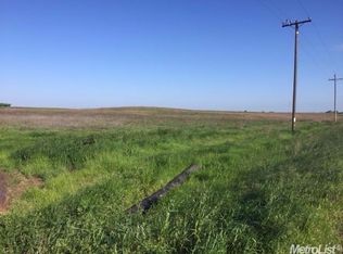 8225 S Henry Rd, Farmington, CA 95230