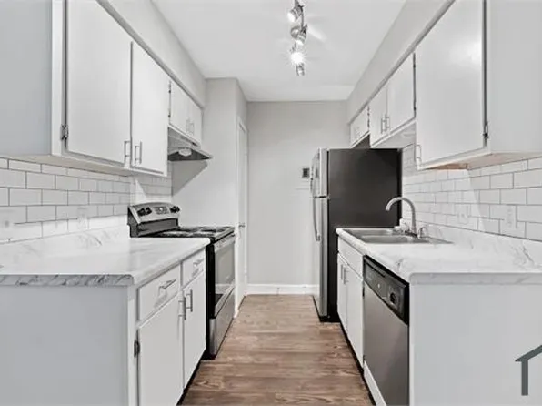 12200 Interstate Highway 10 W #216, San Antonio, TX 78230