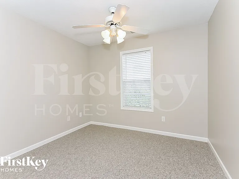 307 White Oak Way — Photo 16